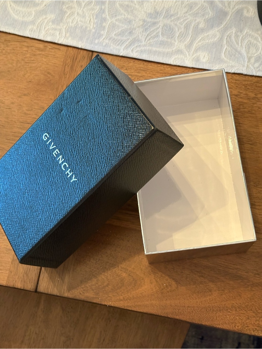 Givenchy Black Men's Accessory Box with White Logo - Picture 2 of 5